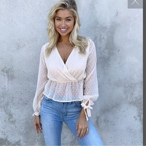 SECRET SPOT CREAM SHEER LONG SLEEVE BLOUSE